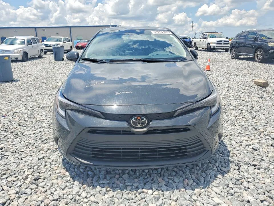 JTDBCMFE8T3120173 — 2026 TOYOTA COROLLA HYBRID photo 5