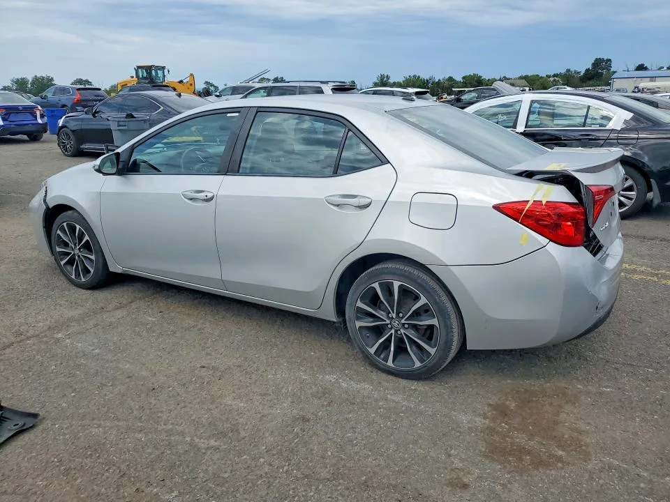 2T1BURHE3KC189236 — 2019 TOYOTA COROLLA photo 2