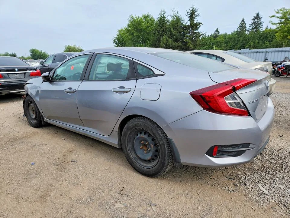 2HGFC2F51JH043681 — 2018 HONDA CIVIC photo 2