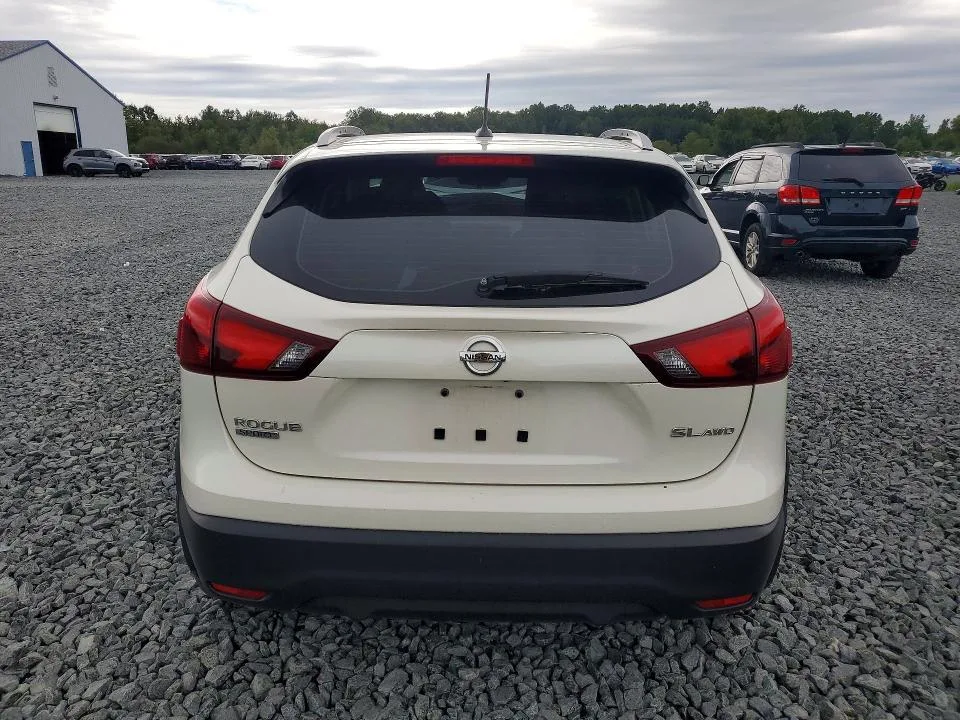 JN1BJ1CR2HW107116 — 2017 NISSAN ROGUE SPORT photo 6