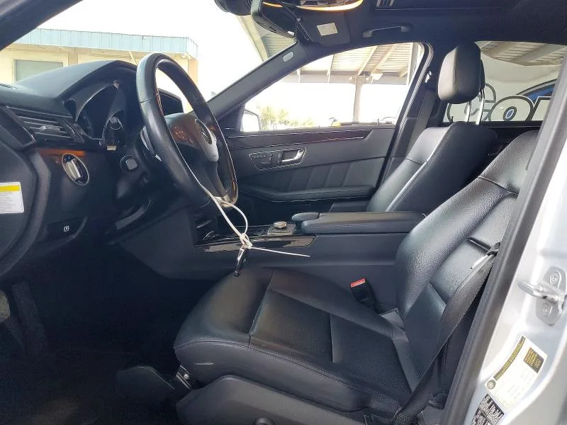 WDDHF5GB1BA267575 — 2011 MERCEDES-BENZ E photo 7