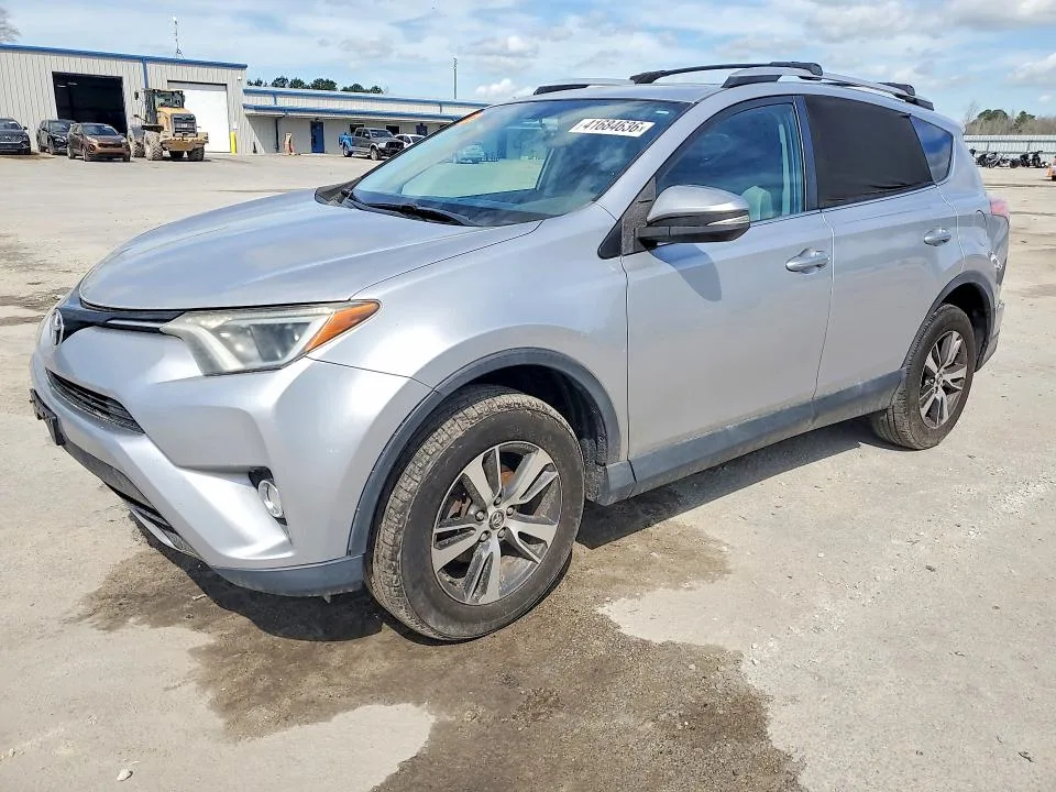 2T3RFREV3GW515241 — 2016 TOYOTA RAV4 photo 1