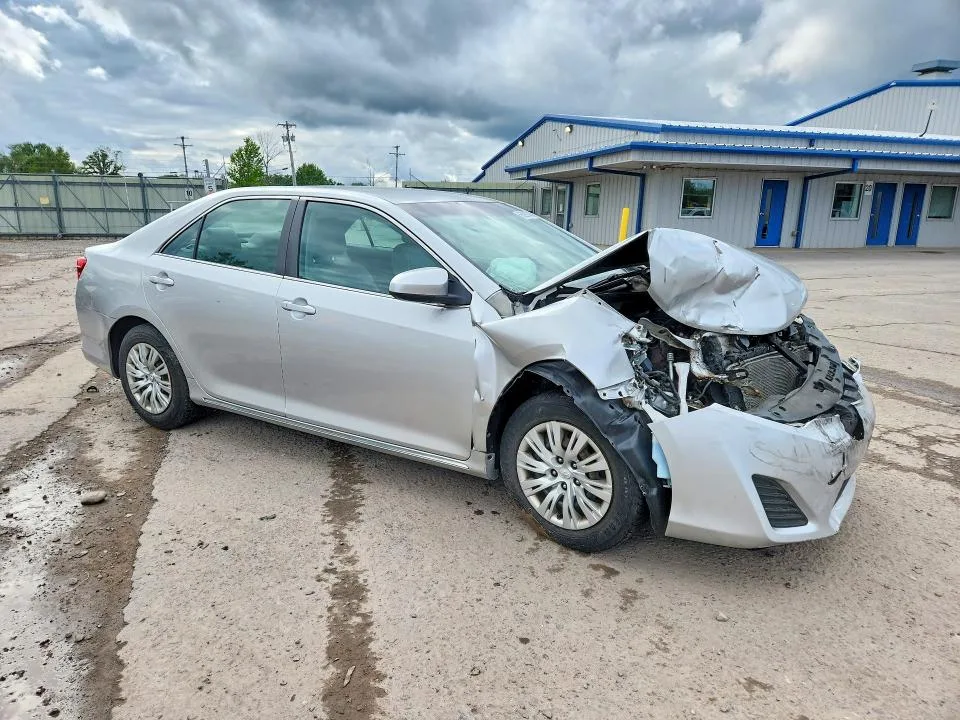 4T4BF1FK7CR247231 — 2012 TOYOTA CAMRY photo 4