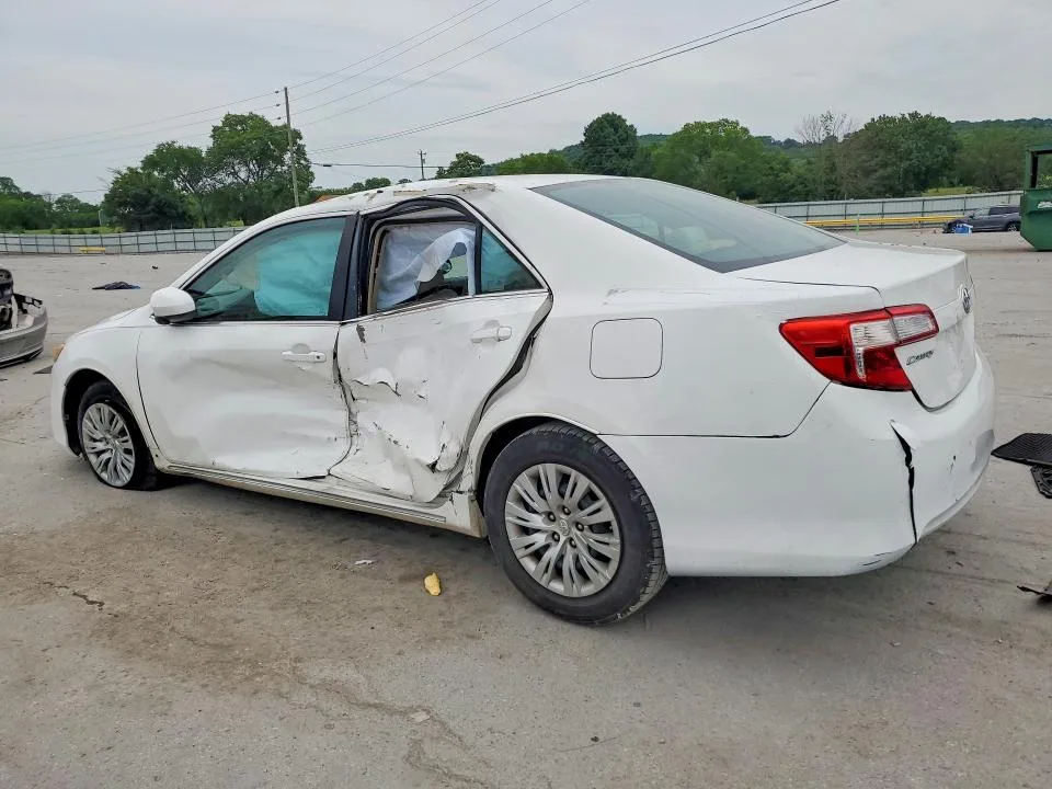 4T4BF1FK5CR190544 — 2012 TOYOTA CAMRY photo 2