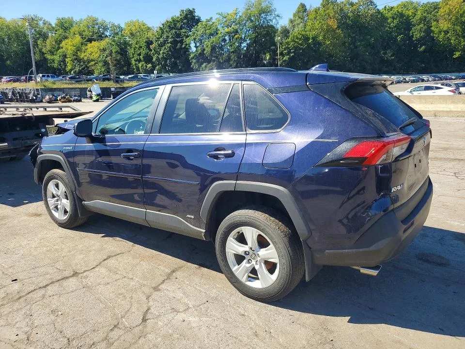 2T3R6RFV5MW010571 — 2021 TOYOTA RAV4 HYBRID photo 2