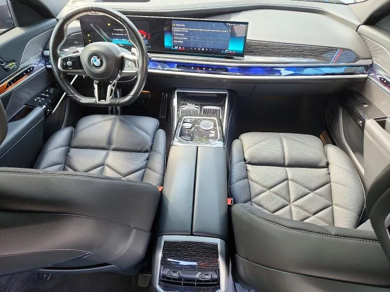 WBA23EH07RCR48258 — 2024 BMW 740 photo 8