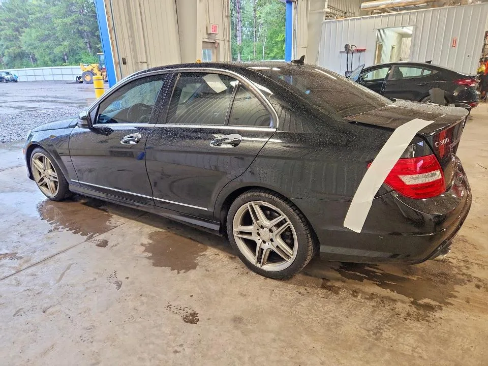 WDDGF8AB3DR297364 — 2013 MERCEDES-BENZ C photo 2