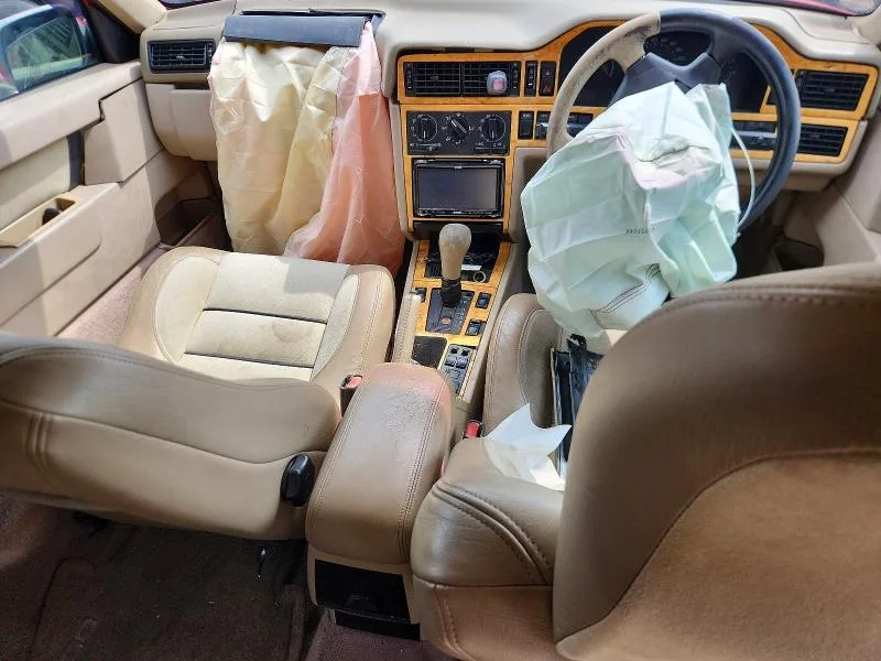 YV1LW5806T2266448 — 1996 VOLVO 850 SERIES photo 8