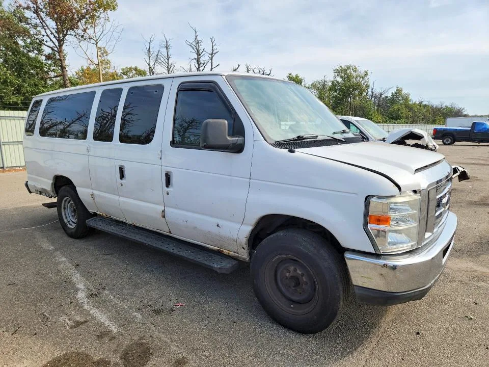 1FBSS3BL9BDA98764 — 2011 FORD ECONOLINE photo 4