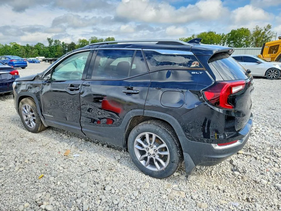 3GKALVEV9NL111450 — 2022 GMC TERRAIN photo 2