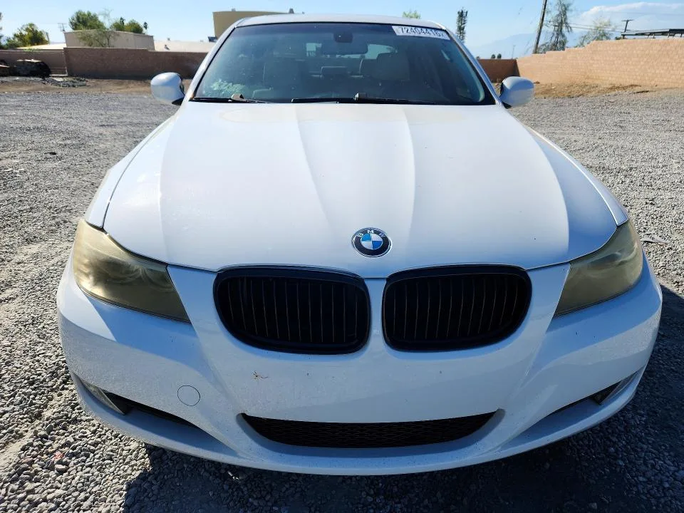 WBAPH57549NL79359 — 2009 BMW 328 photo 5
