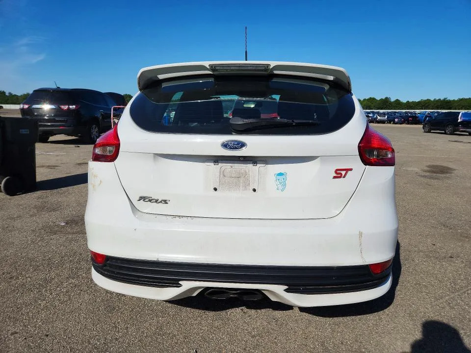 1FADP3L9XJL290973 — 2018 FORD FOCUS photo 6