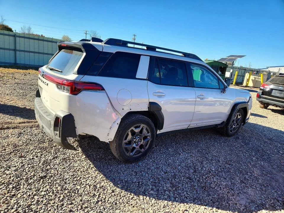 JF2BUPAD2TY452143 — 2026 SUBARU OUTBACK photo 3