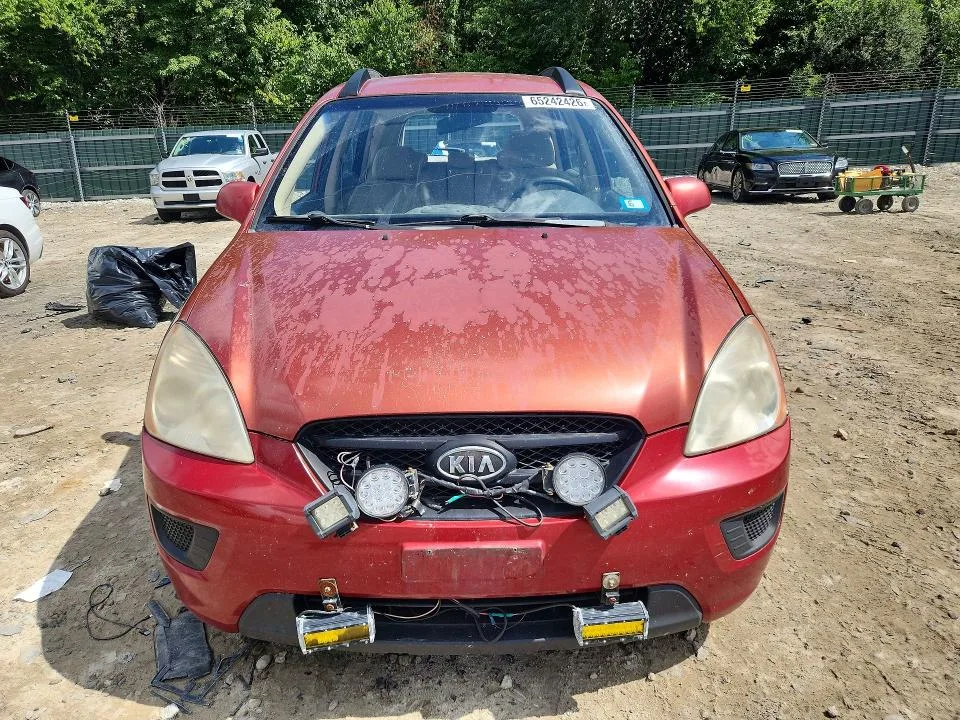 KNAFG526X87149231 — 2008 KIA RONDO photo 5
