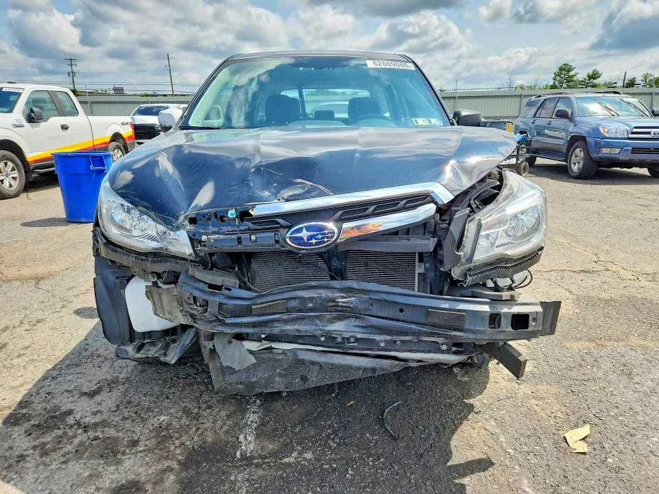JF2SJAAC9JG566799 — 2018 SUBARU FORESTER photo 5
