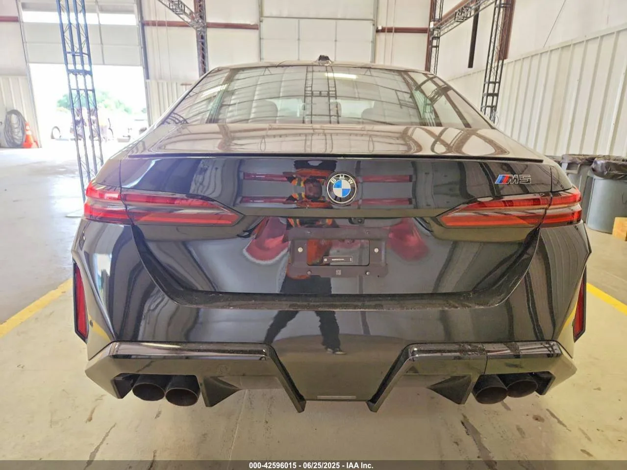 WBS83FK03SCU77171 — 2025 BMW M5 photo 8