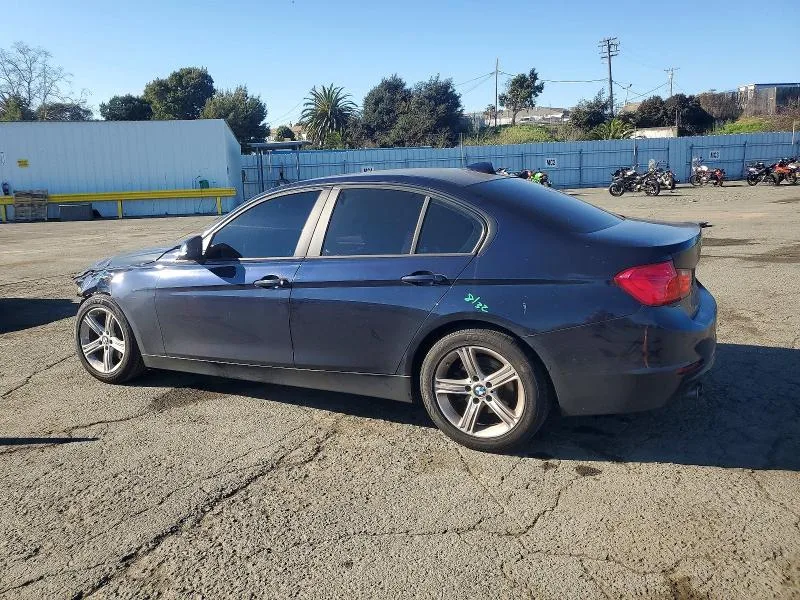 WBA3C1C56DF435705 — 2013 BMW 328 photo 2