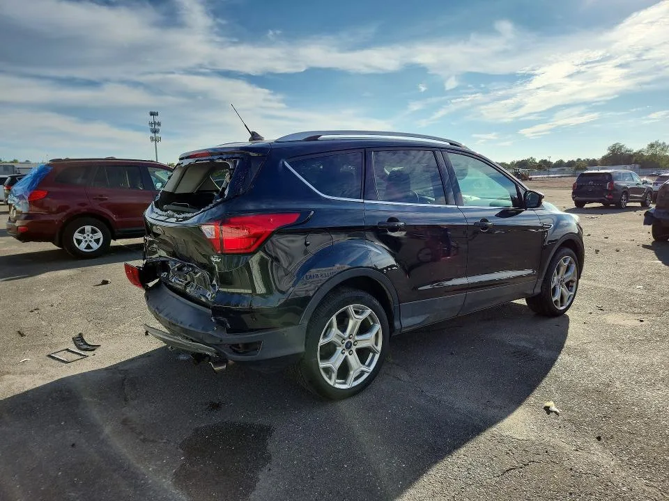 1FMCU9J9XKUA09119 — 2019 FORD ESCAPE photo 3