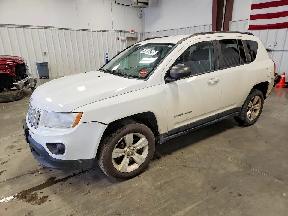 1J4NF1FB8BD283370 — 2011 JEEP COMPASS