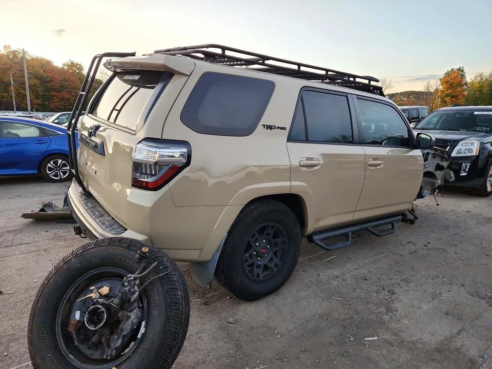 JTEBU5JR1G5301697 — 2016 TOYOTA 4RUNNER photo 3