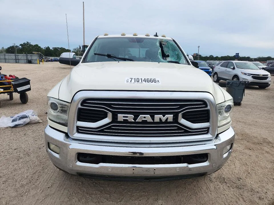 3C63RRJLXJG200517 — 2018 RAM 3500 photo 5