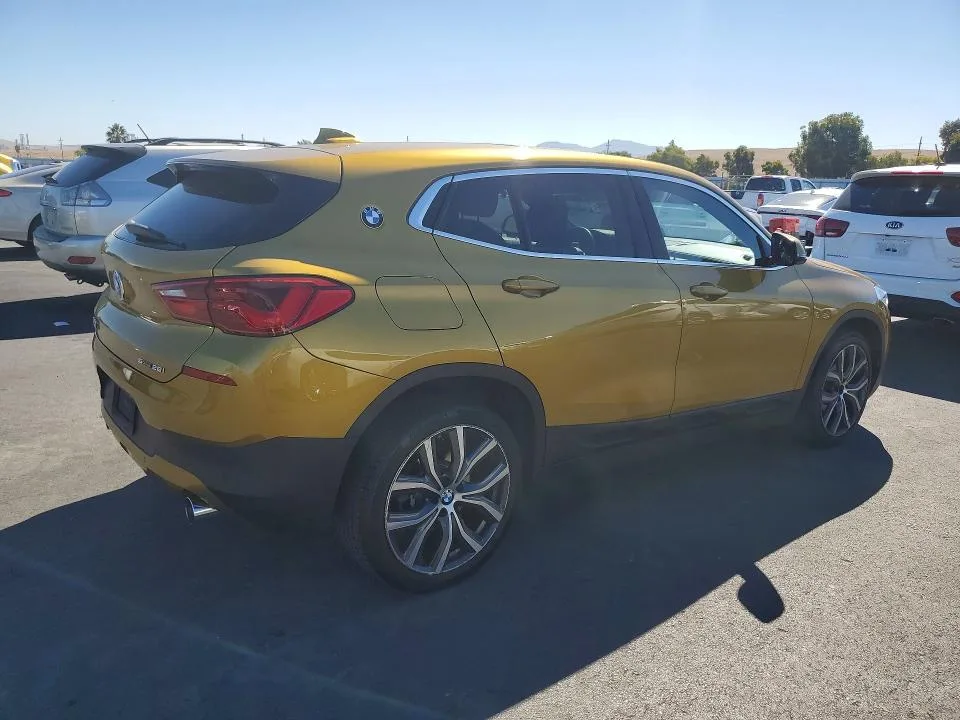 WBXYJ3C3XJEJ75905 — 2018 BMW X2 photo 3