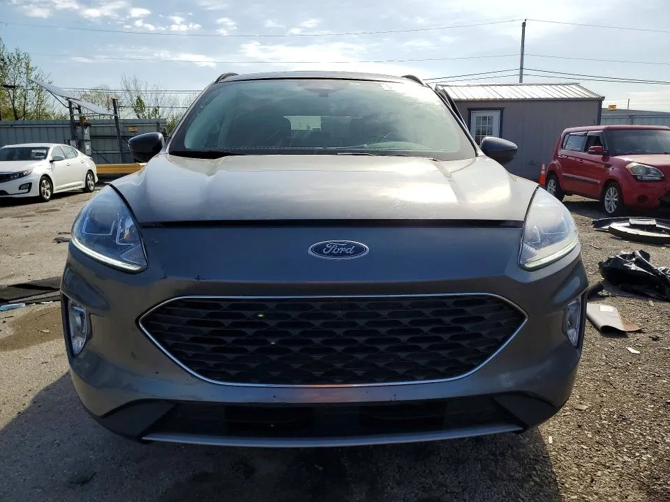 1FMCU0H61NUA43526 — 2022 FORD ESCAPE photo 5