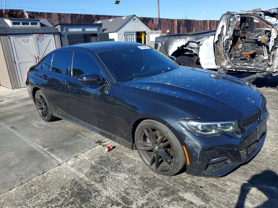 3MW5R1J06N8C70991 — 2022 BMW 330I photo 4