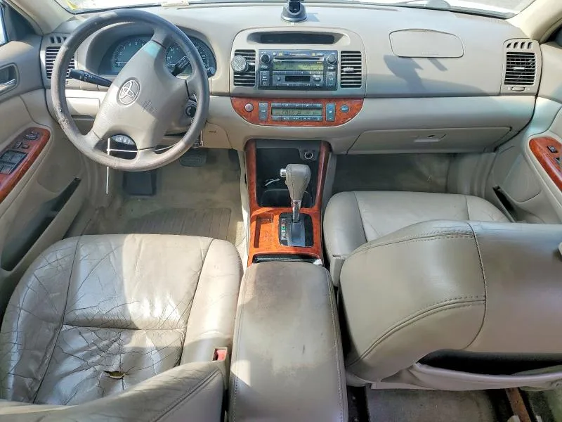 4T1BF32K92U033108 — 2002 TOYOTA CAMRY photo 8
