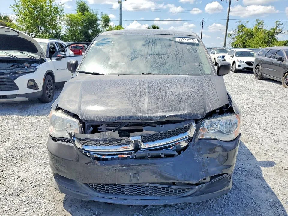 2C4RDGBG2HR645345 — 2017 DODGE GRAND CARAVAN photo 5