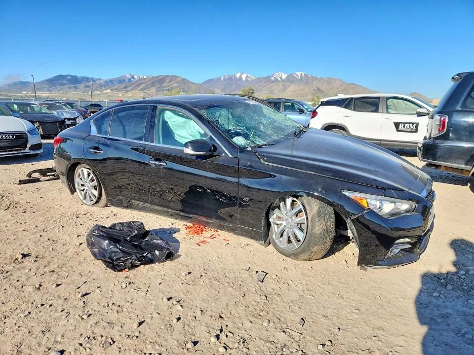 JN1BV7AR1FM422007 — 2015 INFINITI Q50 photo 4