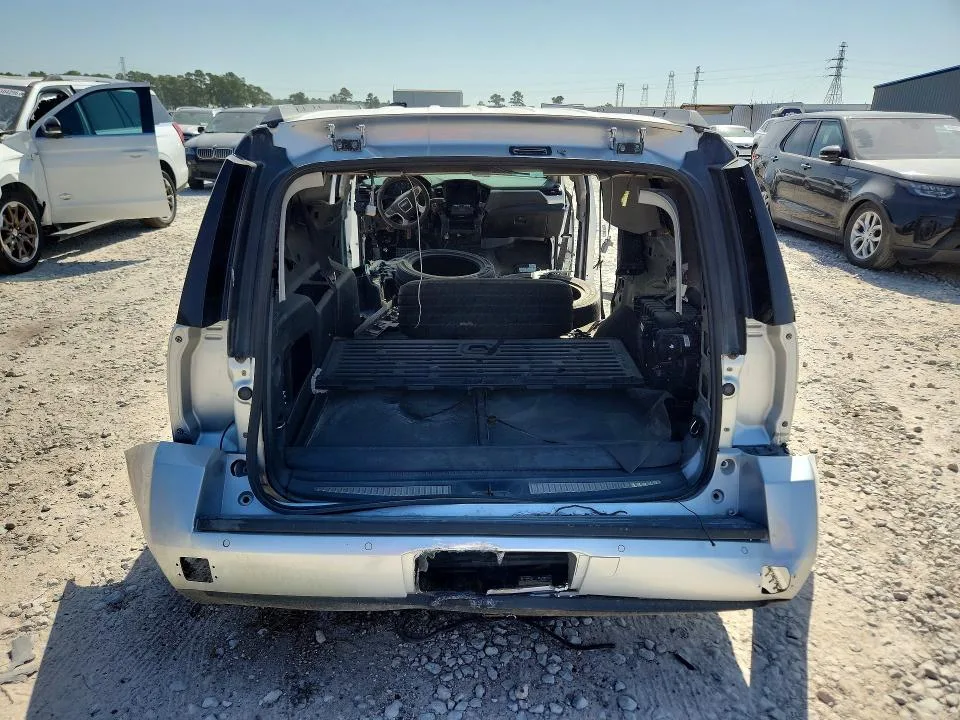 1GKS2GKC2GR381301 — 2016 GMC YUKON XL photo 6