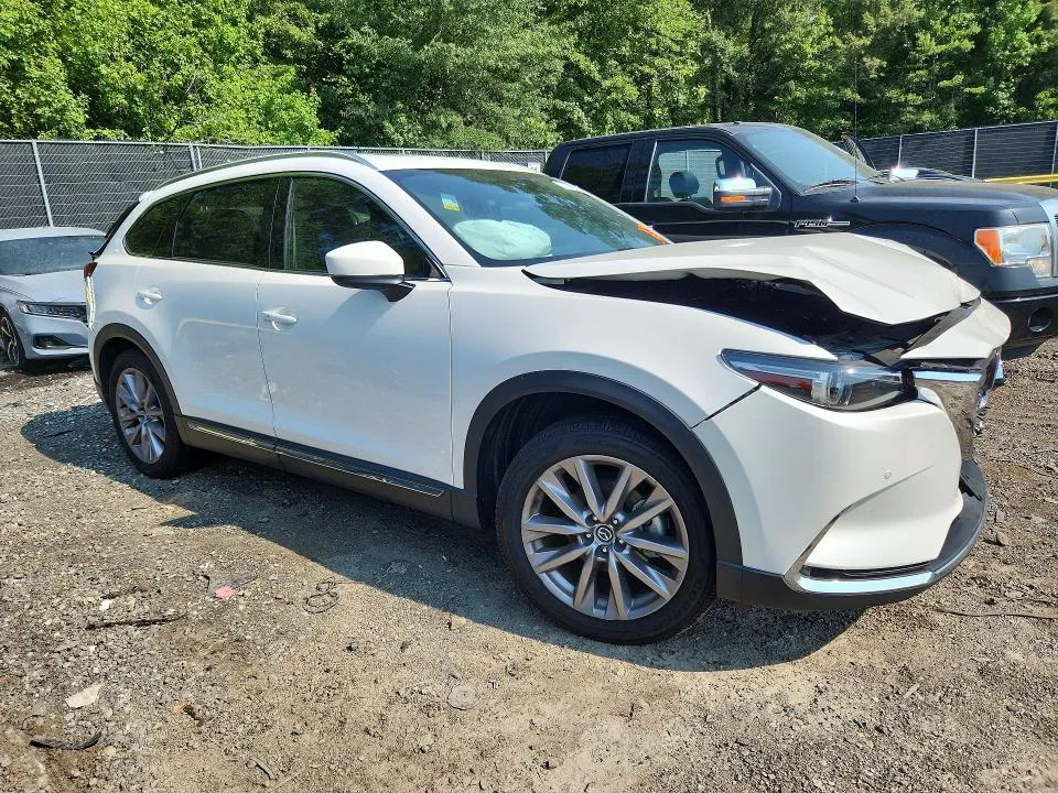 JM3TCBDY7P0632835 — 2023 MAZDA CX-9 photo 4