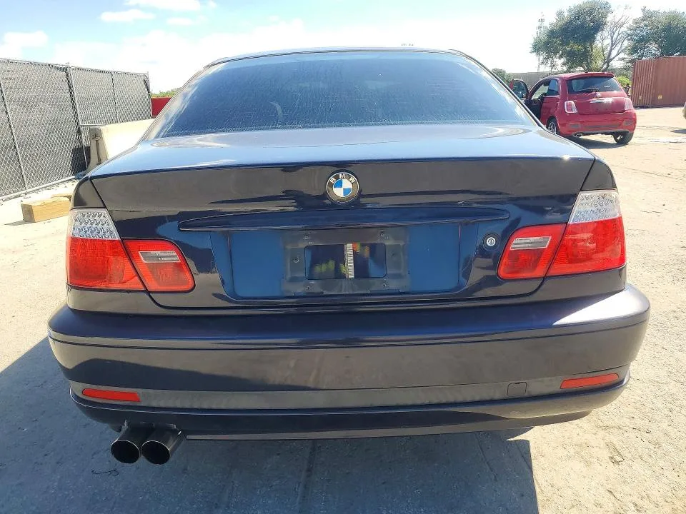 WBABD53424PL10010 — 2004 BMW 330 photo 6