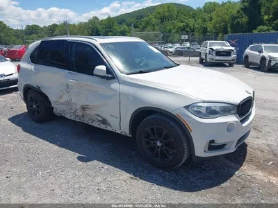 5UXKR2C50J0Z20180 — 2018 BMW X5 photo 1