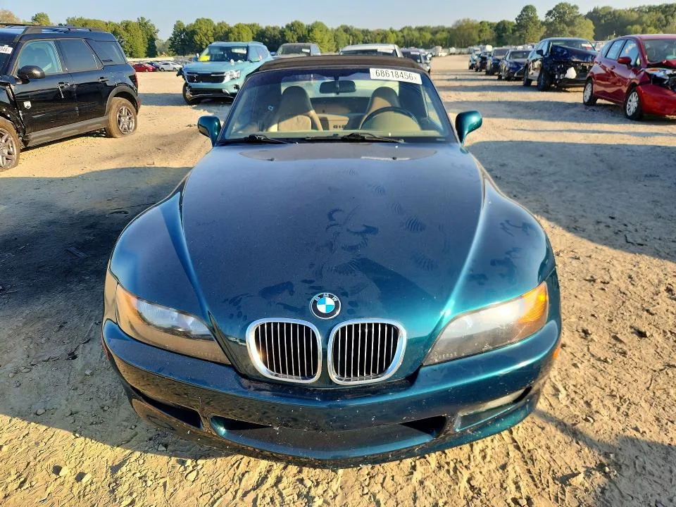 4USCH7322TLB74017 — 1996 BMW Z3 photo 5