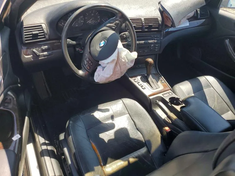 WBABW33444PL32279 — 2004 BMW 325 photo 8