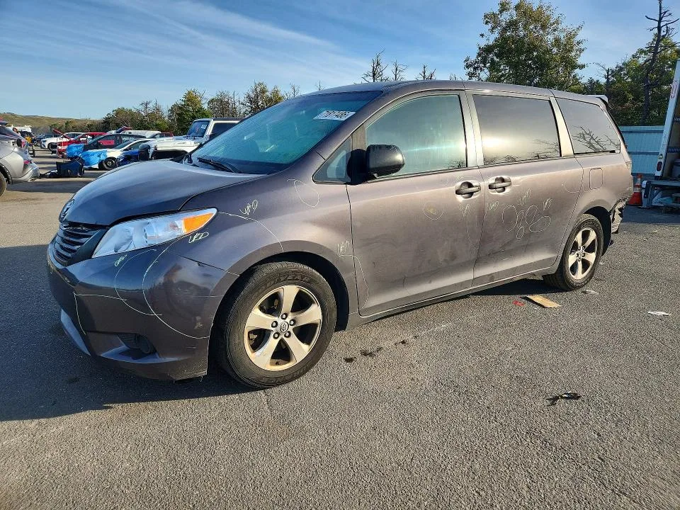 5TDZK3DC1DS362591 — 2013 TOYOTA SIENNA
