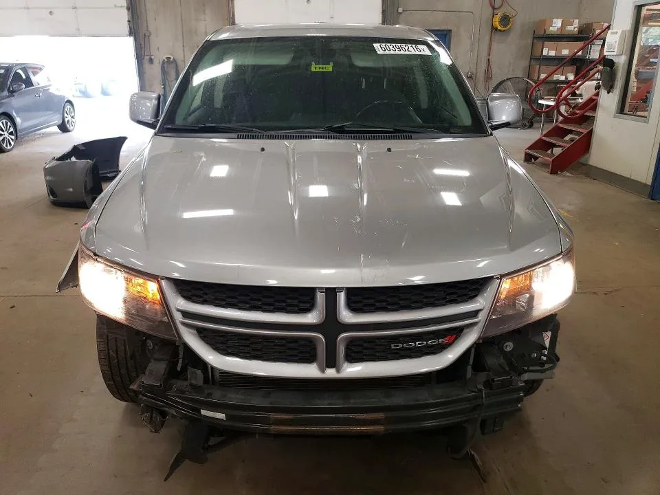 3C4PDDEG0KT751783 — 2019 DODGE JOURNEY photo 5
