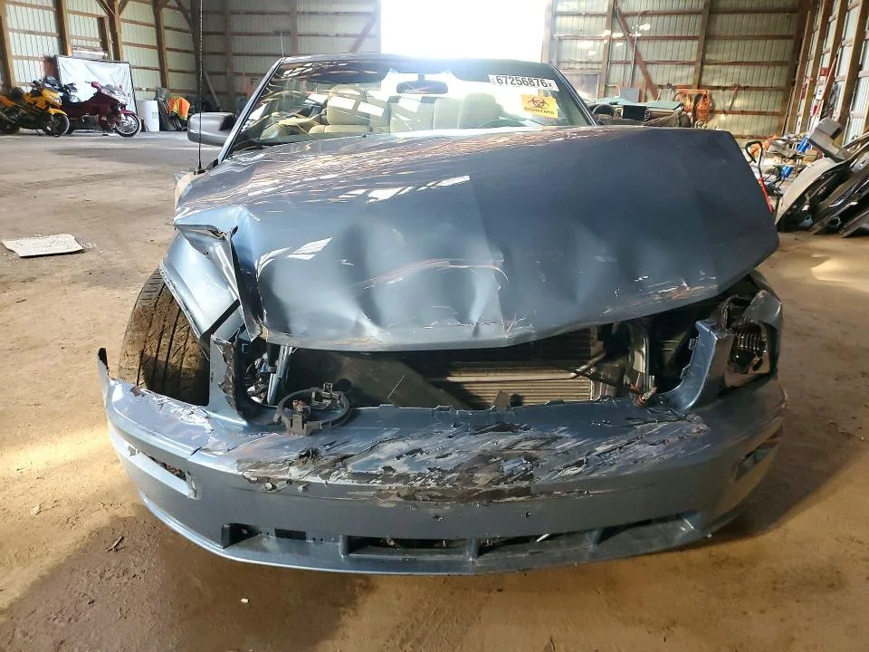 1ZVHT85H865196298 — 2006 FORD MUSTANG photo 5