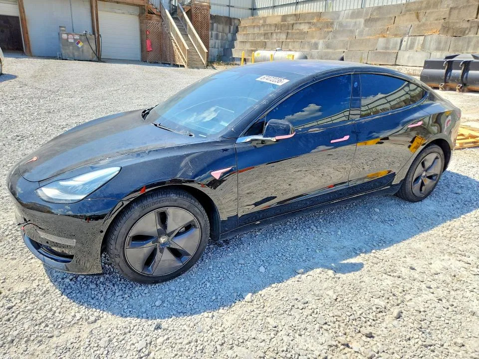 5YJ3E1EA6JF156326 — 2018 TESLA MODEL 3 photo 1