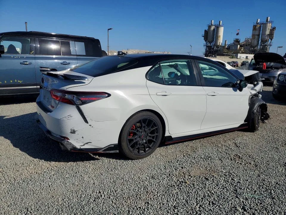 4T1KZ1AK9MU050197 — 2021 TOYOTA CAMRY photo 3