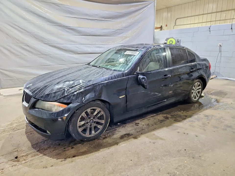 WBAVA37597NL17436 — 2007 BMW 328 photo 1