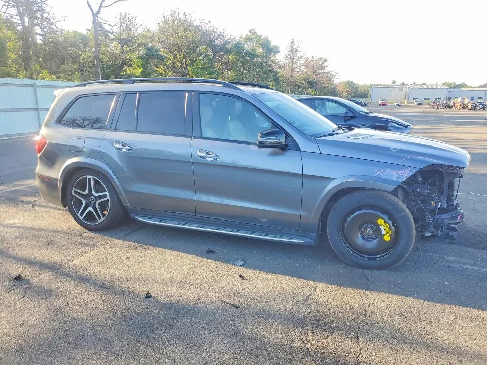 4JGDF7DE5KB238959 — 2019 MERCEDES-BENZ GLS photo 4
