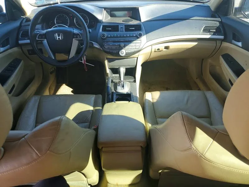 1HGCP2F63CA207370 — 2012 HONDA ACCORD photo 8
