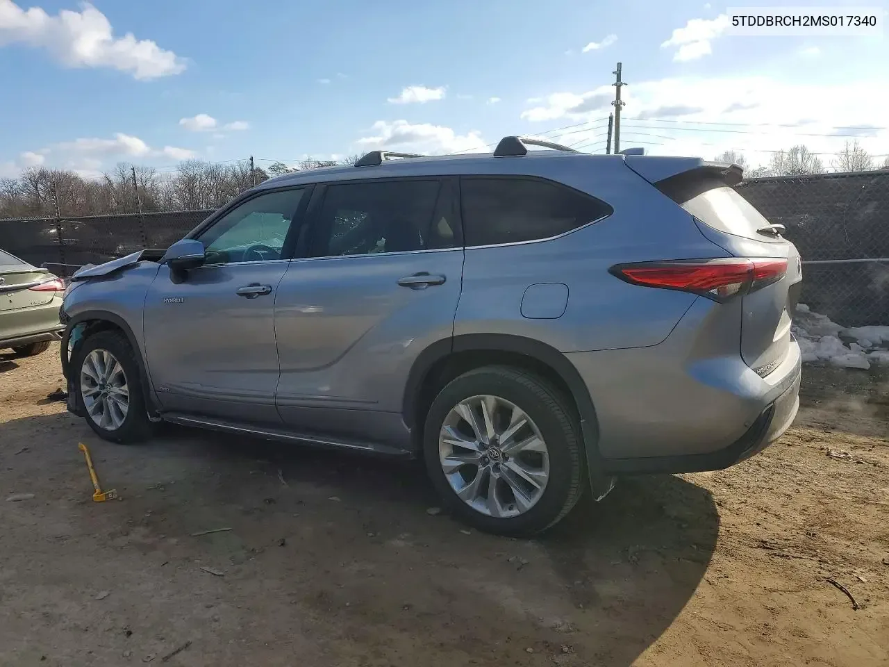 5TDDBRCH2MS017340 — 2021 TOYOTA HIGHLANDER photo 3