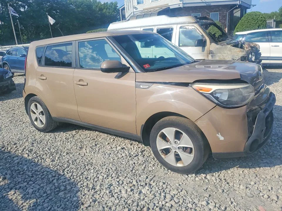 KNDJN2A25E7071937 — 2014 KIA SOUL photo 4