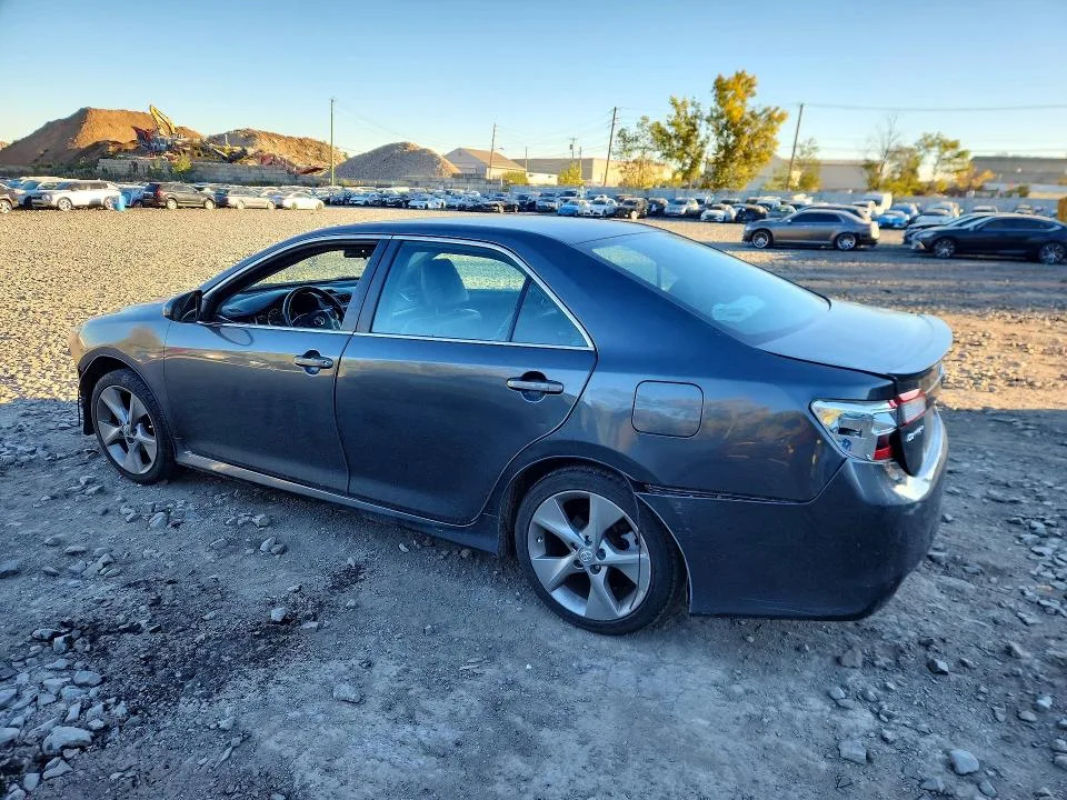 4T1BF1FK6EU433937 — 2014 TOYOTA CAMRY photo 2