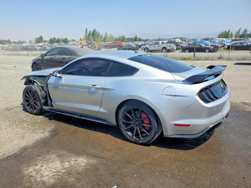 1FA6P8TH7J5105666 — 2018 FORD MUSTANG photo 2