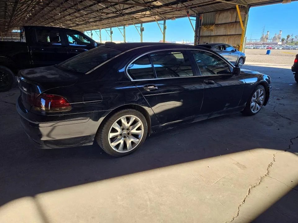 WBAHN835X7DT73279 — 2007 BMW 750 photo 3